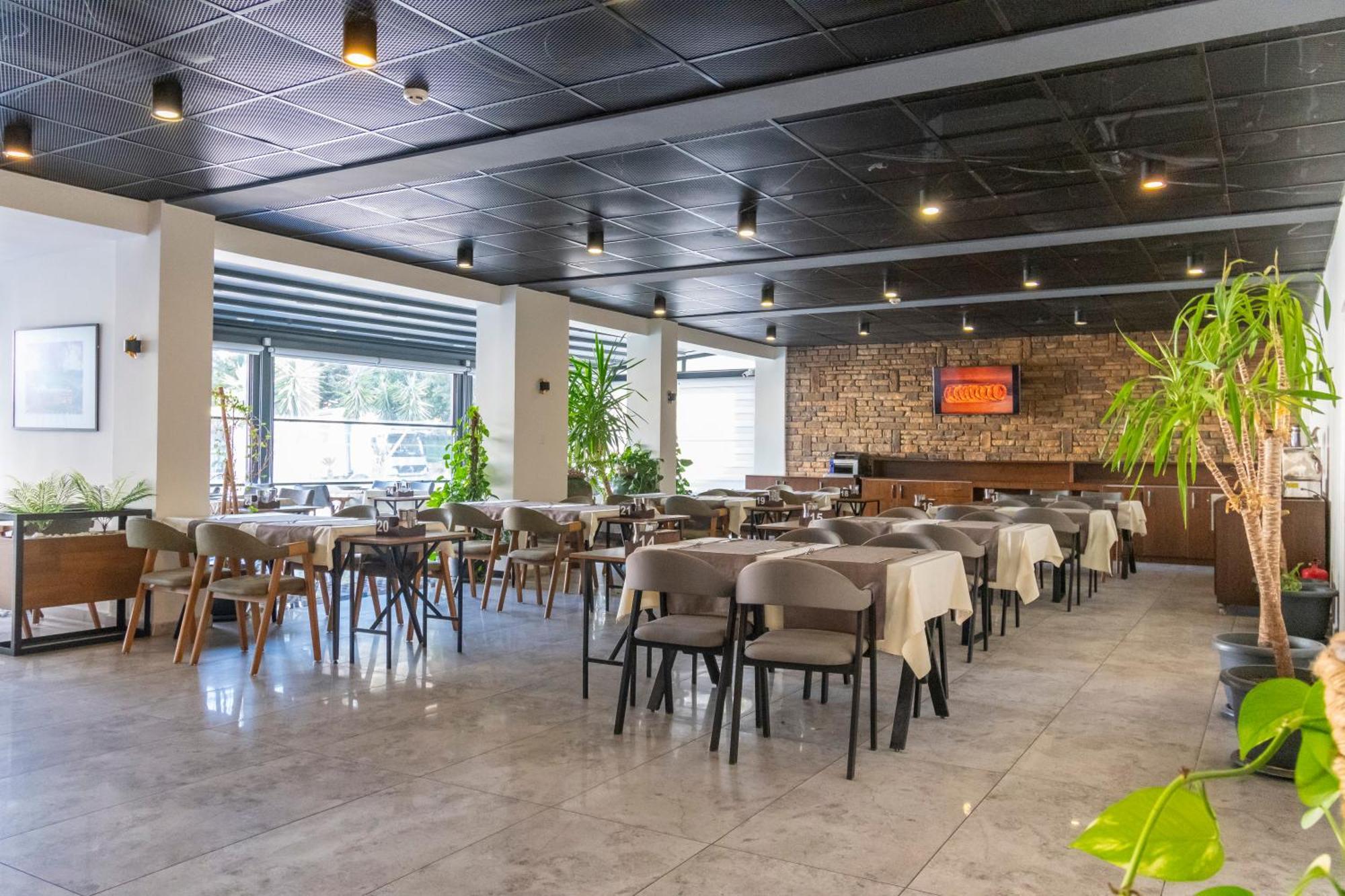 Dorana Hotel Kyrenia  Ngoại thất bức ảnh