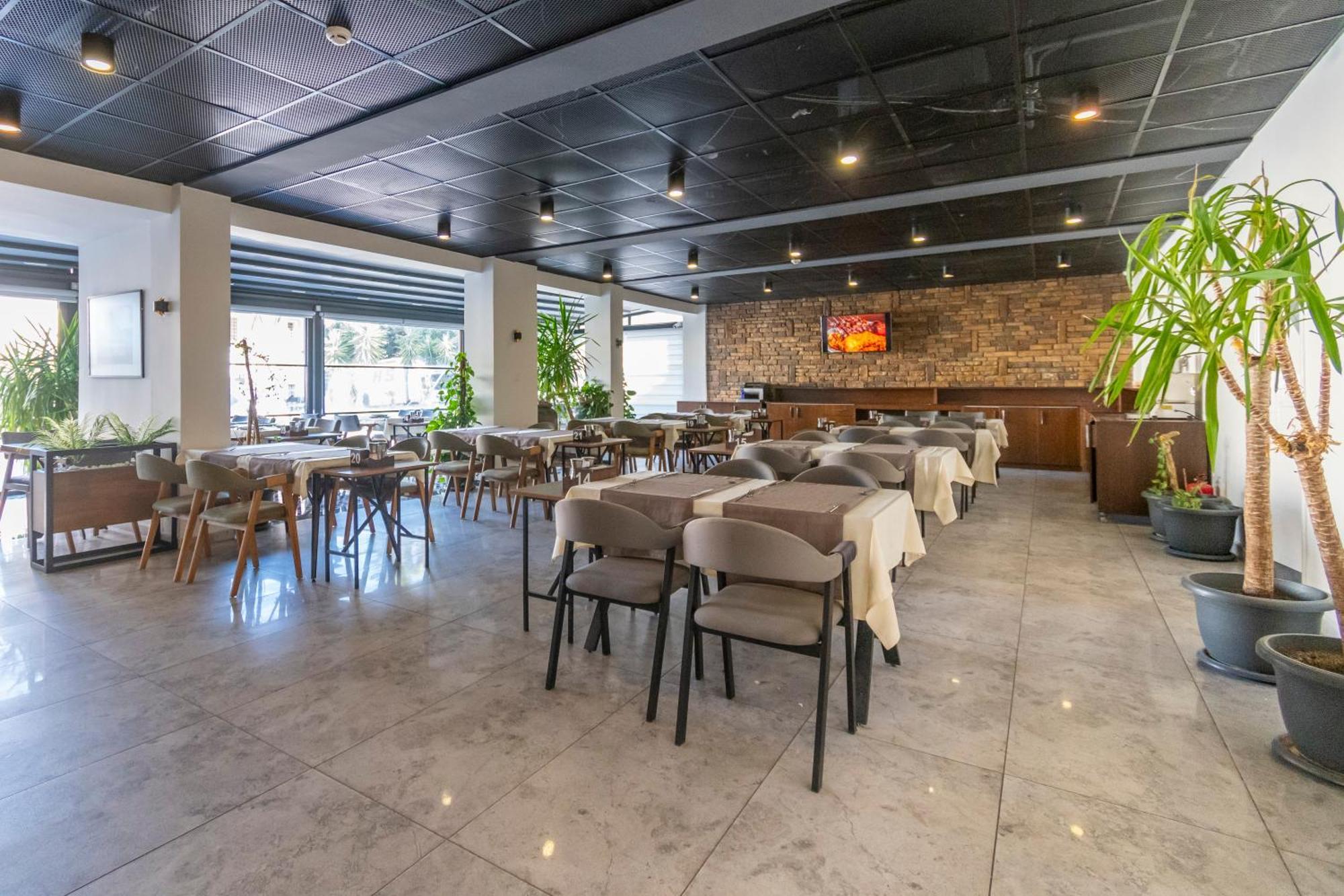 Dorana Hotel Kyrenia  Ngoại thất bức ảnh
